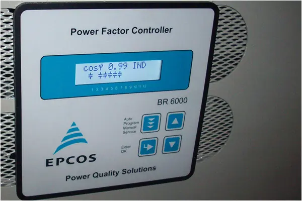 EPCOS BR6000 regulator faktora snage sa prikazom cos φ 0,99